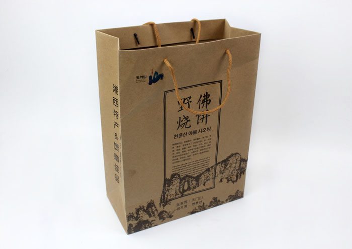 這樣原汁原味土特產(chǎn)禮品盒+手提袋套裝你也想要嗎？快來長沙印刷廠日大彩印定制！